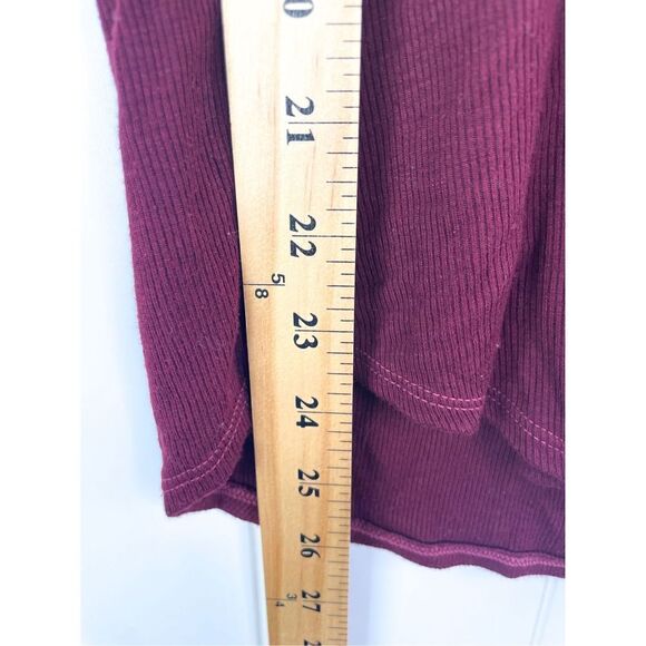 UO Truly Madly Deeply Burgundy Ribbed V Neck Basic Tee Rayon Spandex Size S - Picture 3 of 8